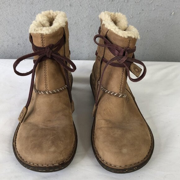 UGG Australia Boots Womens Size 6 Brown Sheepskin Lined Leather Lace Up SN 5135 - Picture 2 of 16
